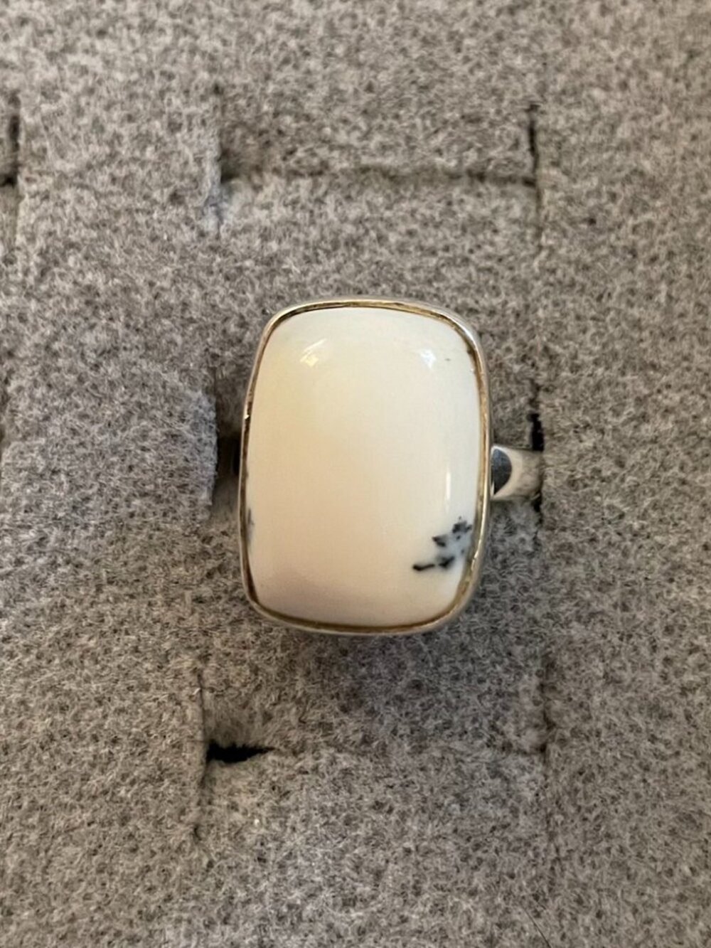 NEW Sterling Silver Ring Size 5.75 Hippie Boho White Larimar Anthropologie $98